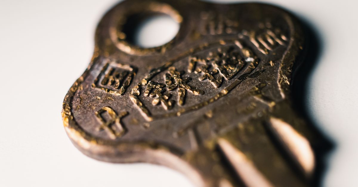 Signs Your Door Knob Lock Replacement Cannot Wait — Rockaway Locksmith Corp